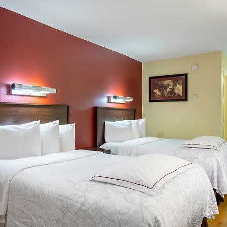 Red Roof Inn Plus+ Statesville Exterior photo