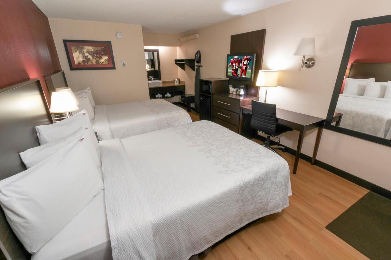 Red Roof Inn Plus+ Statesville Exterior photo
