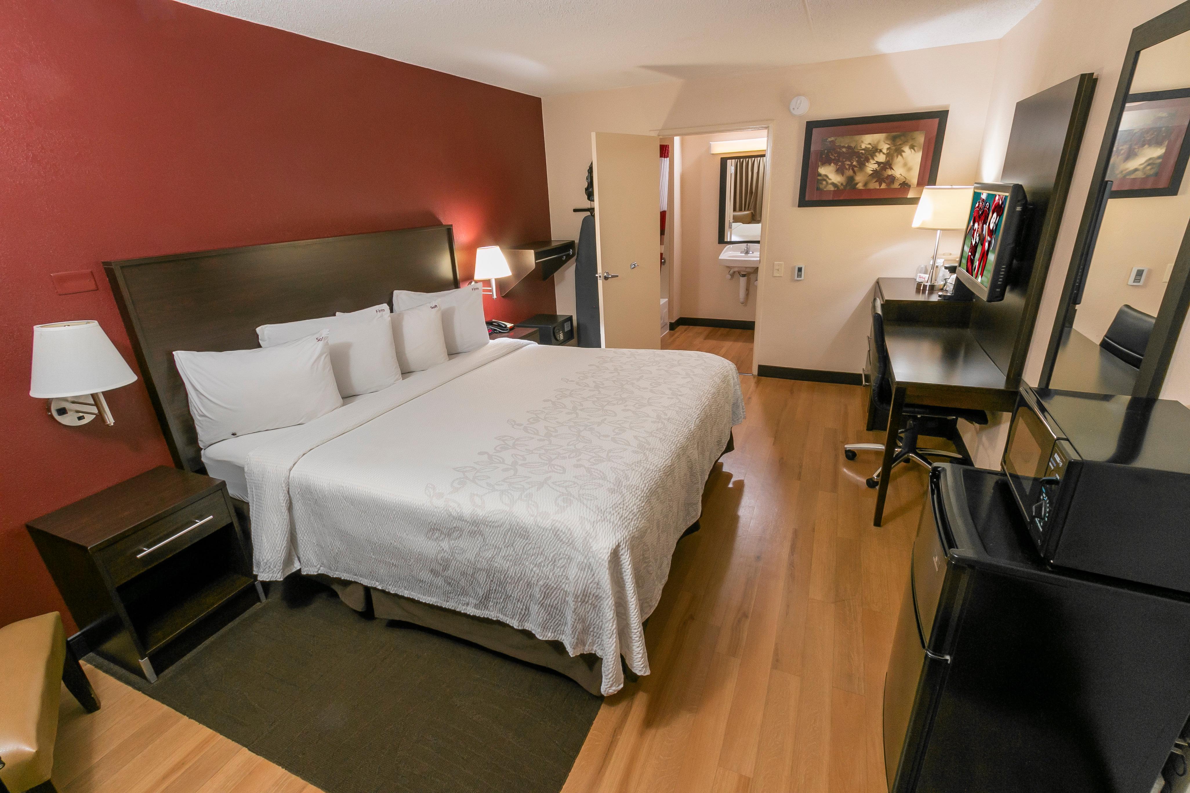 Red Roof Inn Plus+ Statesville Exterior photo